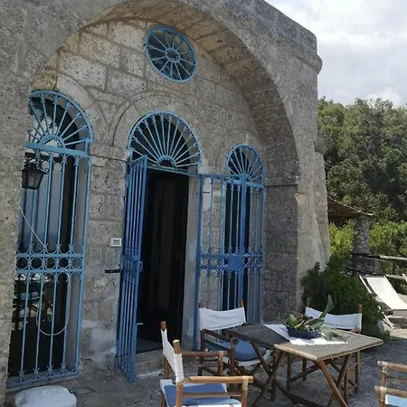 Il Trullo Di Funnuvojere Corsano (Apulia)