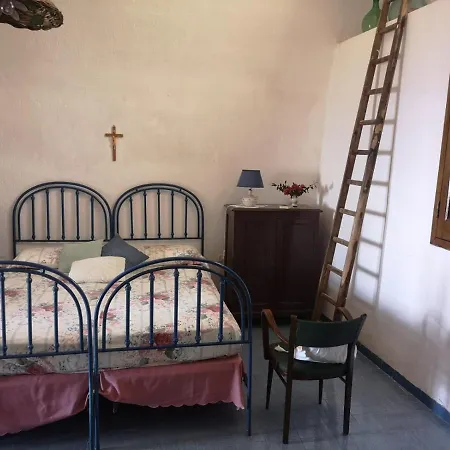 Semesterbostad Il Trullo Di Funnuvojere *