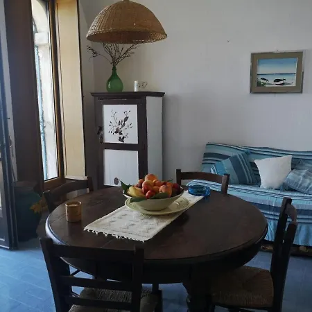 Il Trullo Di Funnuvojere Vakantiehuis