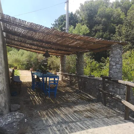 Il Trullo Di Funnuvojere