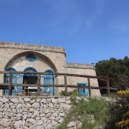 Il Trullo Di Funnuvojere