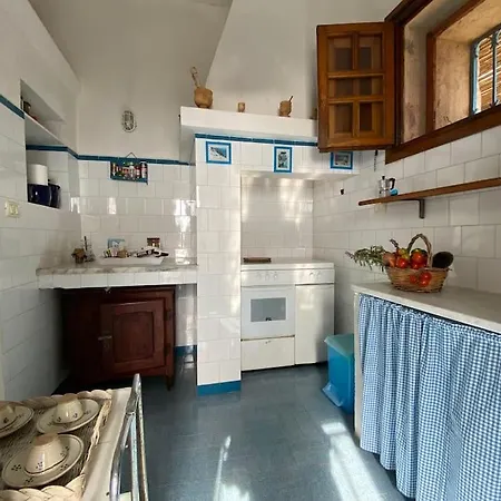 Vakantiehuis Il Trullo Di Funnuvojere Corsano (Apulia)