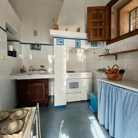 Il Trullo Di Funnuvojere Vakantiehuis Corsano (Apulia)