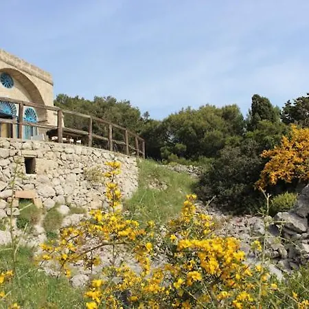 Il Trullo Di Funnuvojere Vakantiehuis *