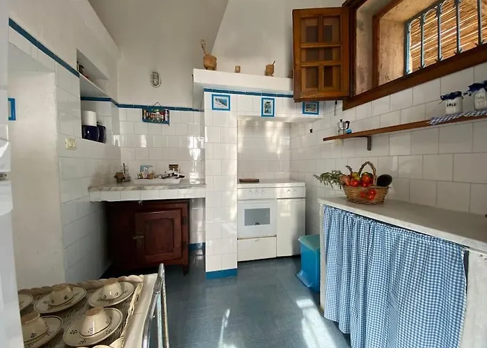 Semesterbostad Il Trullo Di Funnuvojere Corsano (Apulia)
