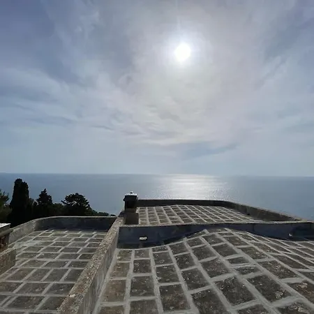 Il Trullo Di Funnuvojere Holiday home *
